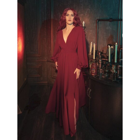 La Femme En Noir Women's M Belladonna Maxi Dress Gothic Glamour Crimson Red NWT - Picture 3 of 11